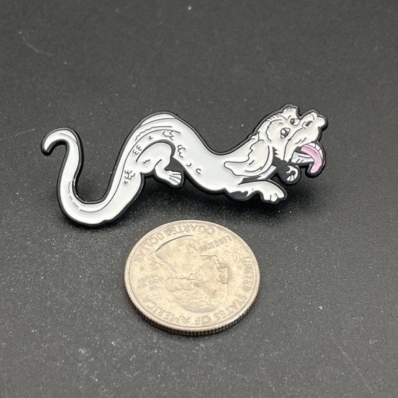 The NeverEnding Story Falcor Dragon Movie Lapel Hat Pin - Picture 2 of 3
